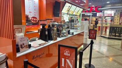 เซ้งด่วน ร้านกาแฟ อโศก ตึกมิดทาวน์ ชั้น1 ร้านสวยมาก